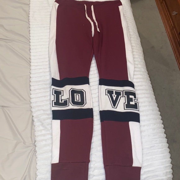 LOVE Sweatpants - Picture 1 of 2